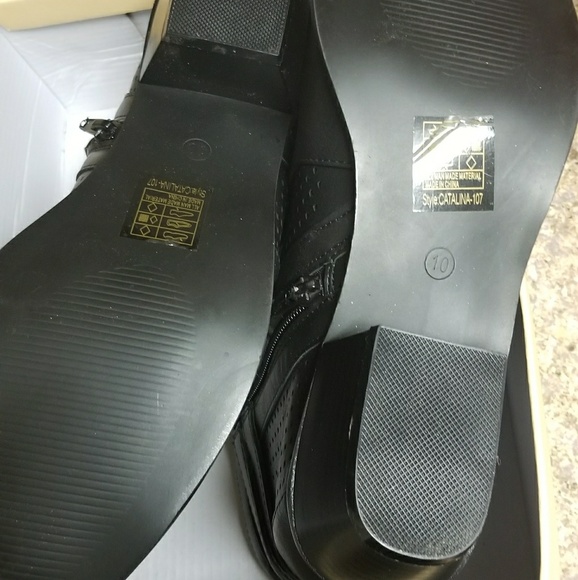 🖤YOKI black booties🖤 - Picture 3 of 3